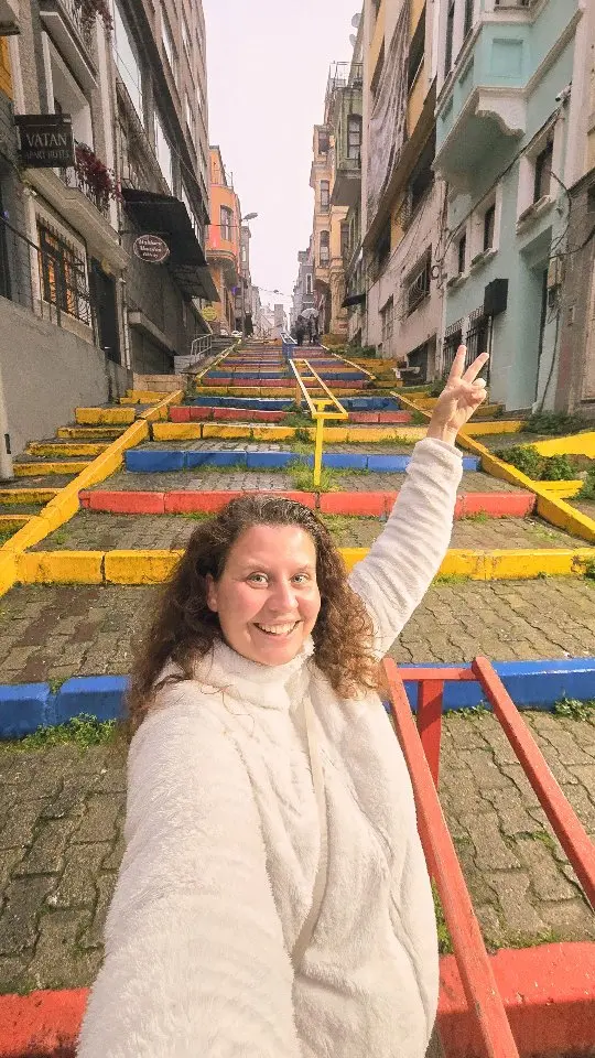🇹🇷 Stadtspaziergang mit tierischen Begleitern.

#Tierliebe #Istanbul #Türkei #Europa #FranDiscovers